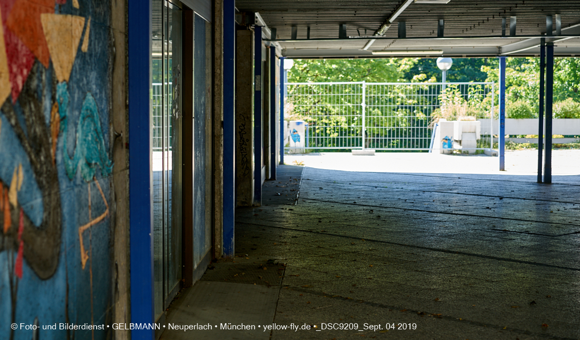 04.09.2019 - Einkaufs- und Wohnzentrum Quiddestraße in Neuperlach